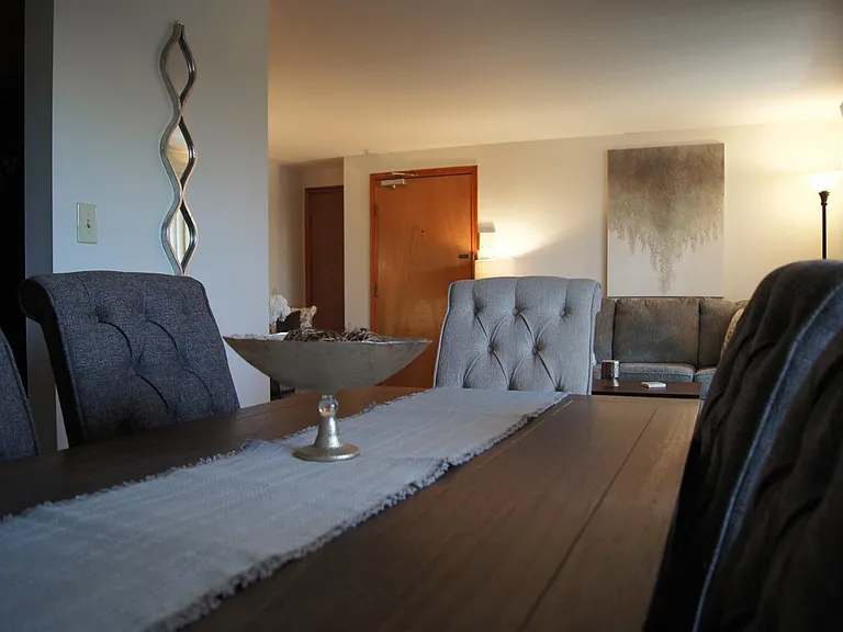 Embassy Square Apartments — Photo 20