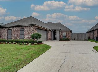 172 Lake Howard Ave, Thibodaux, LA 70301