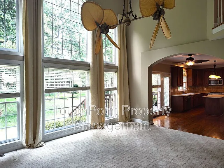 204 Limerick Dr — Photo 11