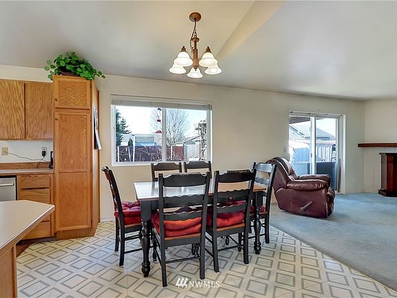 Vaulted great room