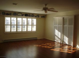 350A Dorchester Dr, Lakewood, NJ 08701