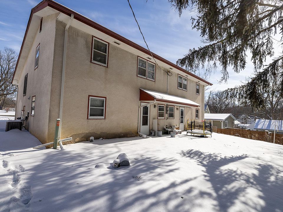 1st image of 608 College St