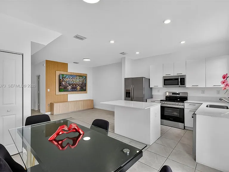 12221 NW 24th Pl — Photo 10