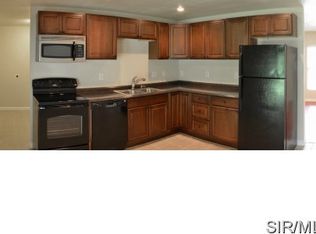 606 W Madison Dr, O'Fallon, IL 62269