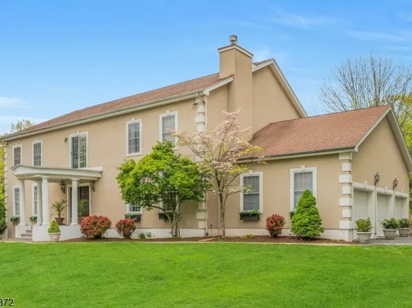 16 Lenape Trail, Montclair Twp., NJ 07043