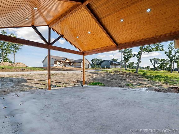 4th image of 34803 S Falcon Crest Ln