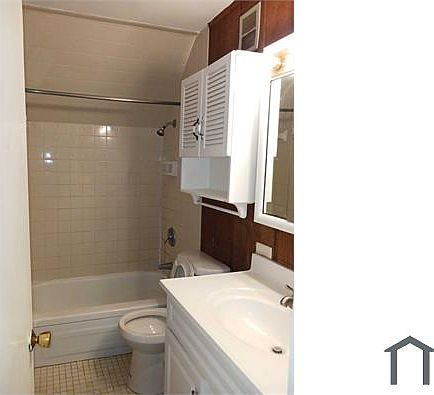 4th image of 1032 Sunset Ave #3