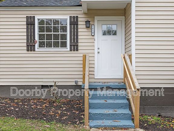 3rd image of 1610 Parkway Dr
