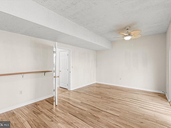 5th image of 505 Marion Rd