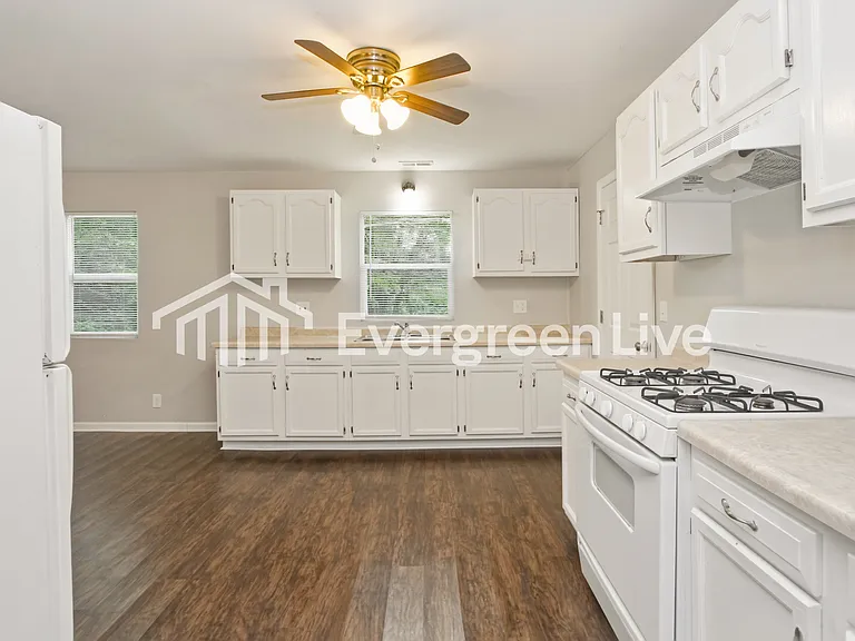 3970 N Edmondson Ave — Photo 5