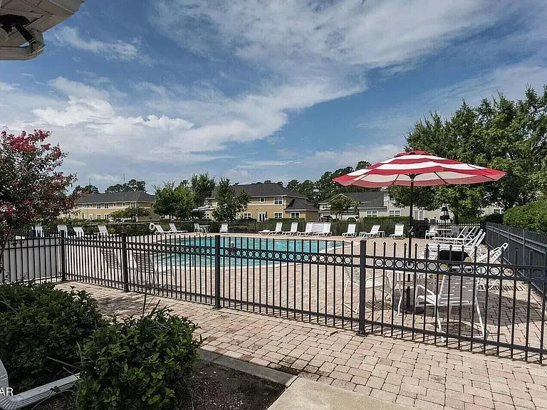 1847 Annabellas Dr — Photo 31