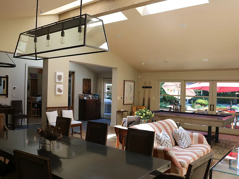 Redwood Ln — Photo 19