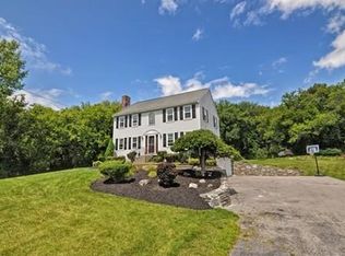 4 Dwight St, Franklin, MA 02038