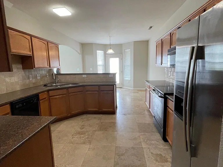 16325 Bay Meadow Cir — Photo 3