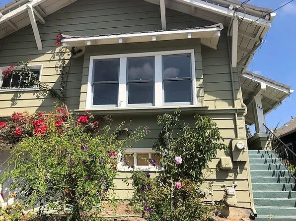 242 Frisbie St, Oakland, CA 94611