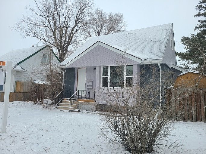 711 Harbison Ave E, Winnipeg, MB R2L 0Z3 Zillow
