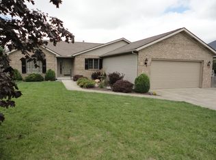 2201 N Waterbury Dr, Muncie, IN 47304