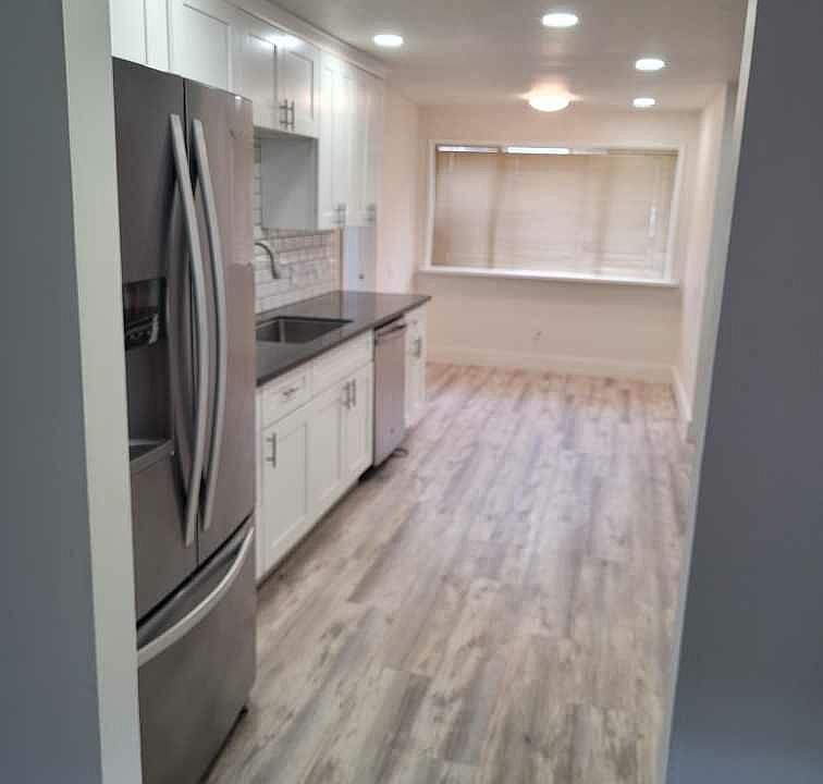 1st image of 443 E 61st St #4