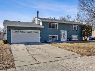 1833 18th St S, Fargo, ND 58103