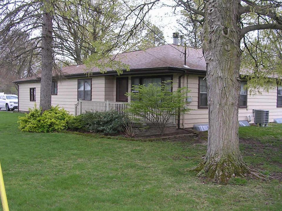 1st image of 2124 Cedar Dr