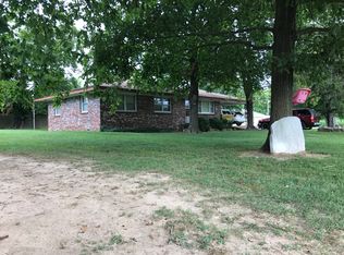 28928 Walker St, Seligman, MO 65745