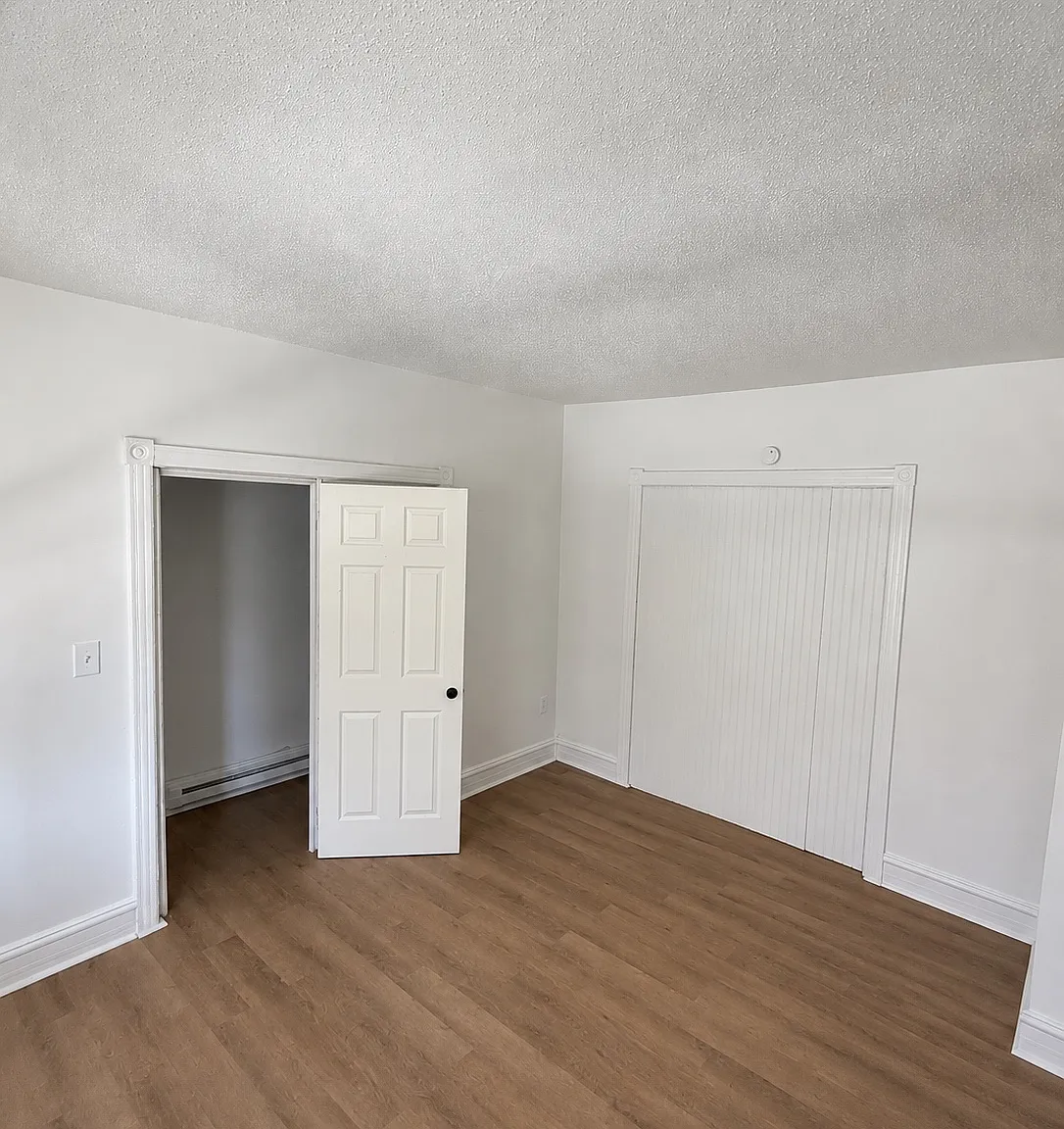 4 bed, 1980 sqft, $2,200 — Photo 3