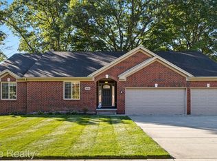 3681 S Athanasia Way, Fort Gratiot, MI 48059