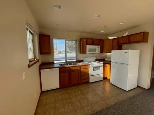 602 Nevada St APT 1, Belgrade, MT 59714