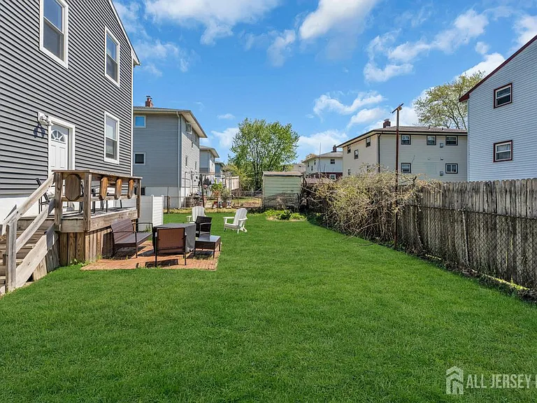 36 Van Buren Ave — Photo 30