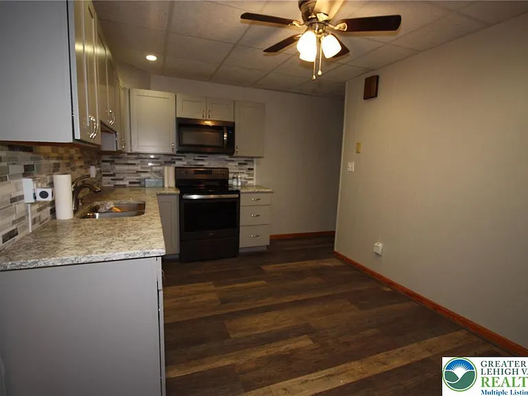 513 Cattell St — Photo 8