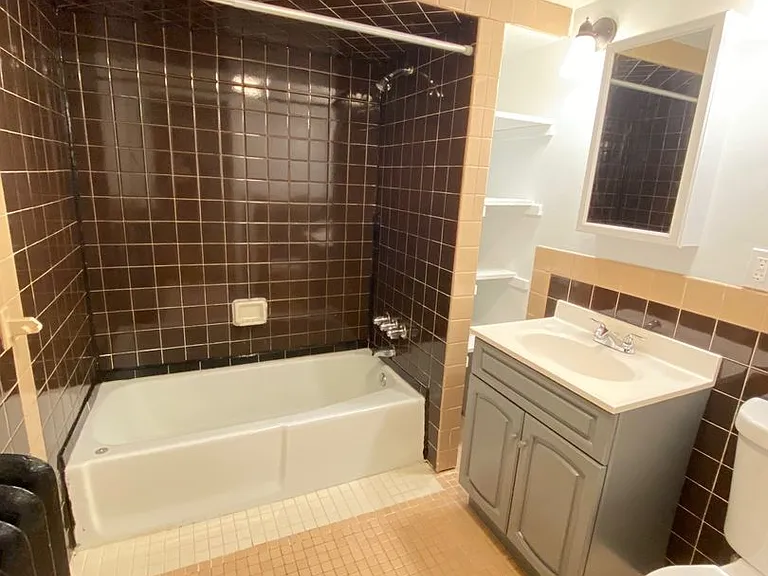 12 Courtney Ave — Photo 12