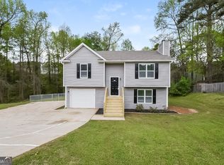 6187 Amberly Rd, Rex, GA 30273