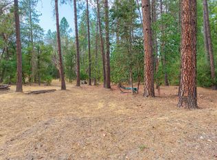 4529 E Evans Creek Rd, Rogue River, OR 97537