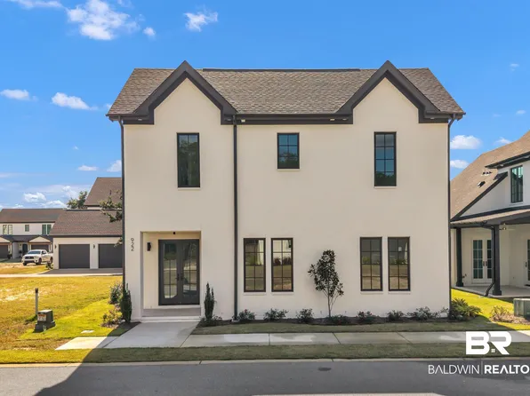 922 Inlet Cir, Gulf Shores, AL 36542