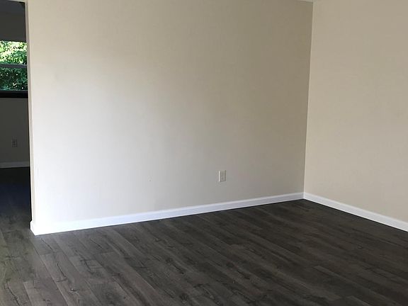 2nd image of 1820 W 15th St