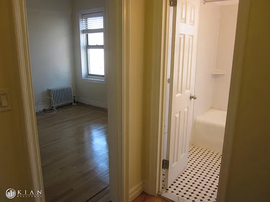 Rented by Kian Realty | media 12