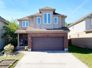 823 Oakcrossing Rd, London, ON N6H0A4