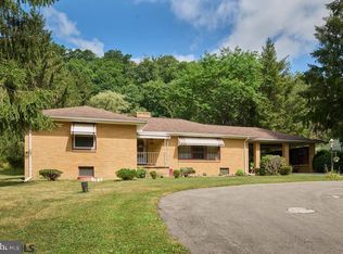 13630 S Eagle Valley Rd, Tyrone, PA 16686