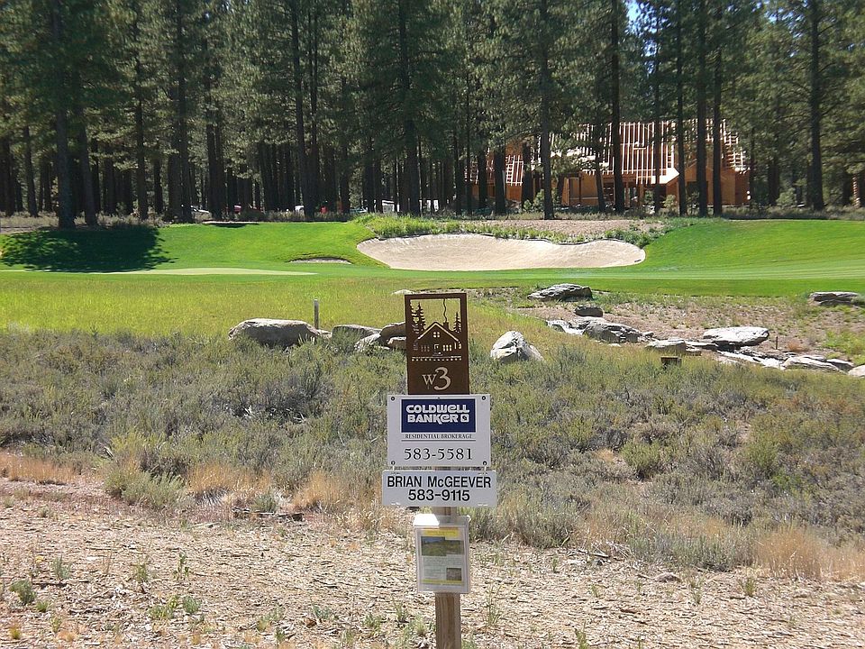 Lot to 8th Green