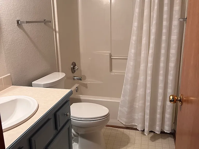 505 Nigel Dr — Photo 4
