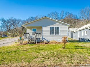 1318 S Cedar Ave, South Pittsburg, TN 37380