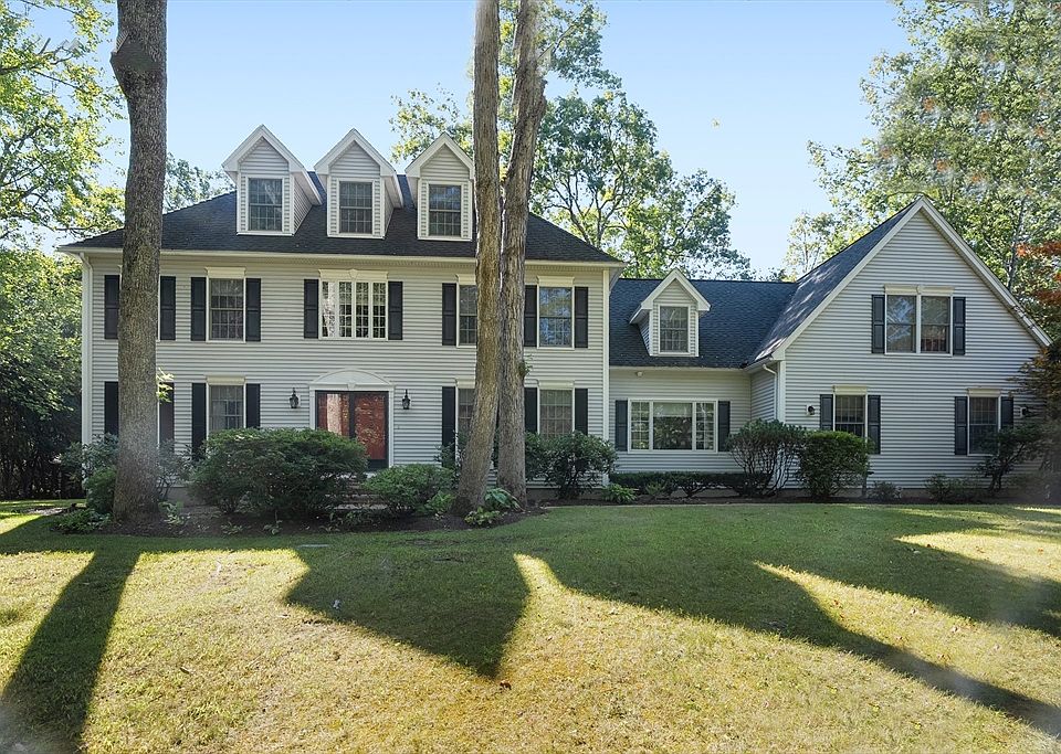 1st image of 117 Castle Hill Rd