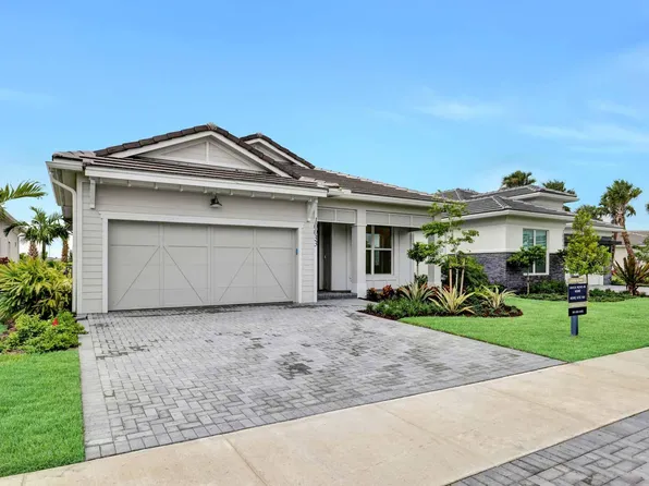 10033 Driftwood Way, Palm Beach Gardens, FL 33412