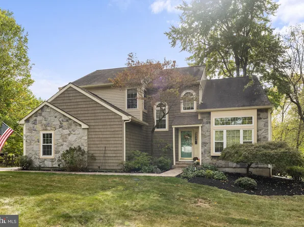 44 Andrew Ln, Lansdale, PA 19446