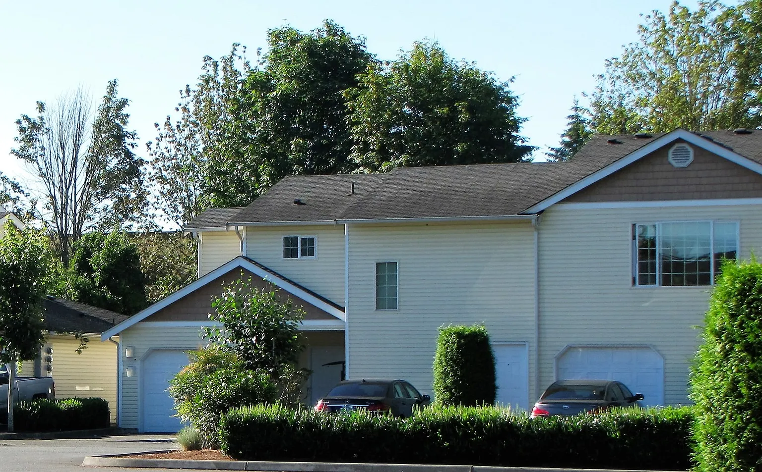 1108 3rd St SE #17 photo 1