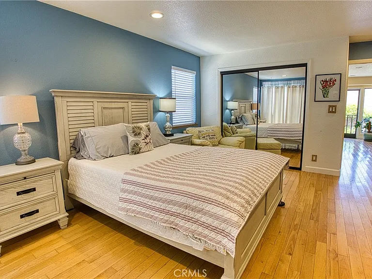 978 Balboa St — Photo 21