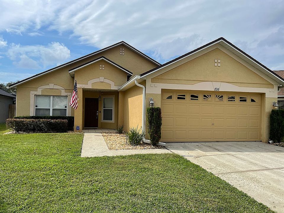 1st image of 826 Delfino Pl