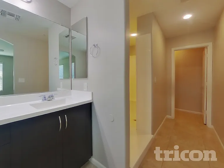 12532 W Hummingbird Ter — Photo 9
