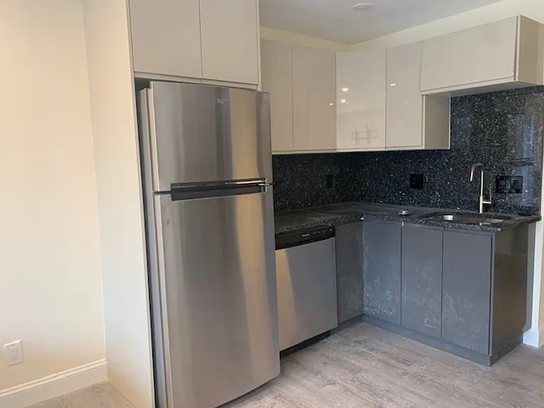 1028 Commonwealth Ave #405 — Photo 5