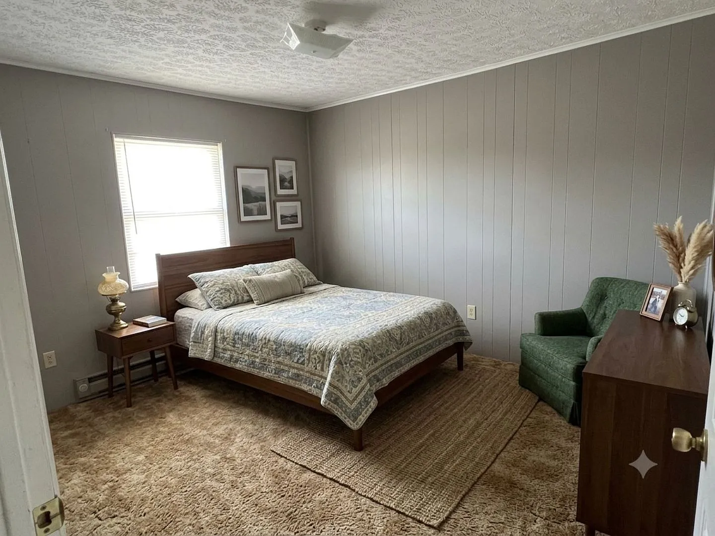 Crestview — Photo 3
